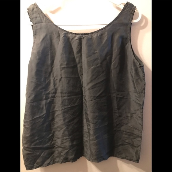 Studio London Skirt Gain for Canada Top - Picture 2 of 9